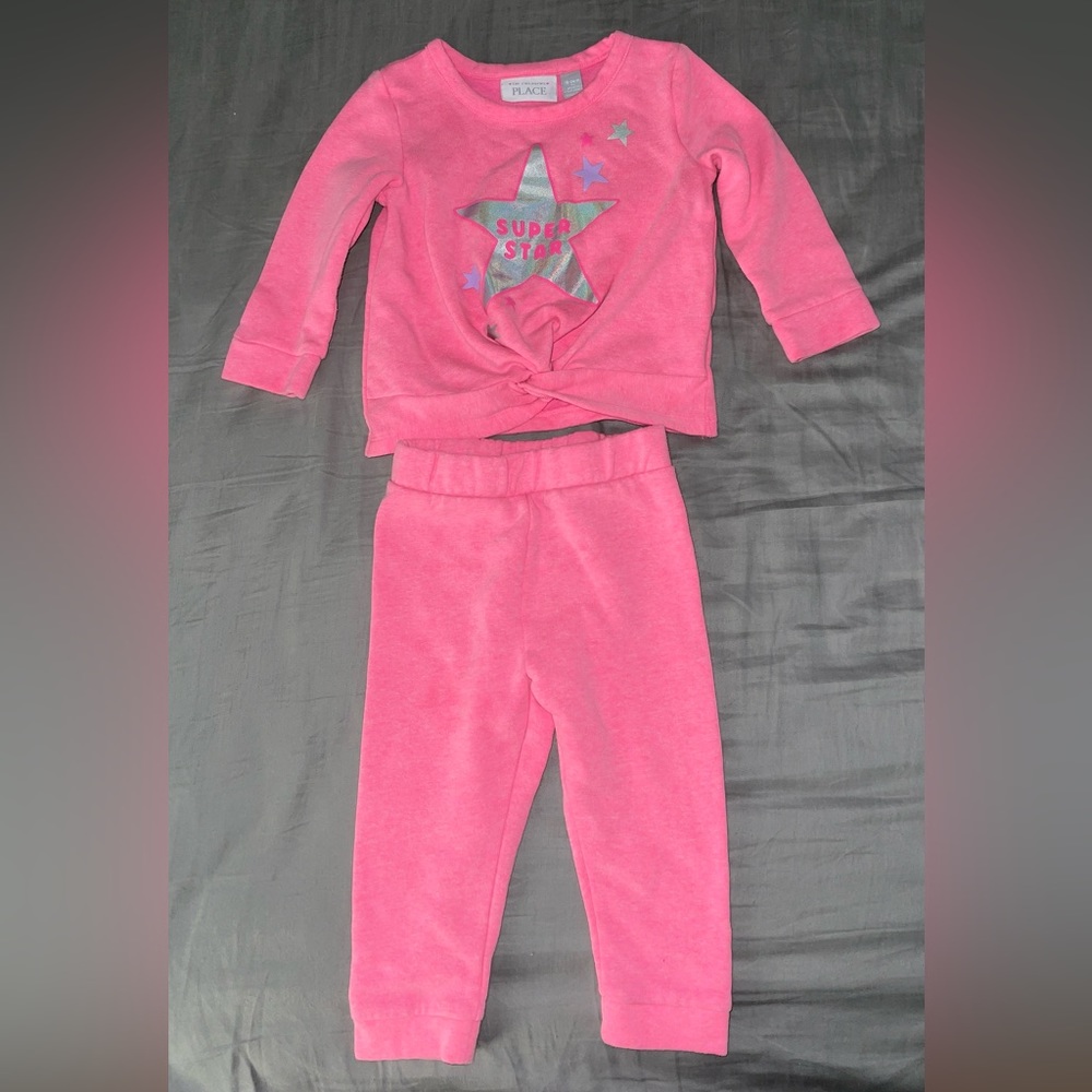CHIDRENS PLACE GIRLS SWEAT SUIT PINK LONG SLEEVE AND PANT SET SUPER STAR